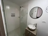 Modern and cozy with 3 bedrooms Hotels in Santa Maria