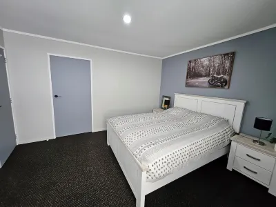 2 Double bed Apartment Manukau Hotels in Manukau City Centre