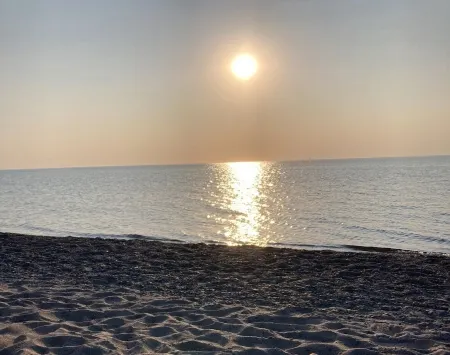 Charming 3-bedroom lake house with the best location in Conneaut