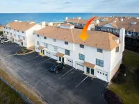 Brand-New Oceanview Townhome · Walk to Beach · Pool & HotTub · Family-Friendly