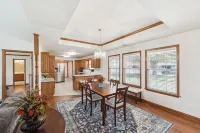 Tranquil 3 bedroom home in South Pryor AC,Wifi