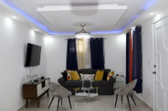 Cheerful 3-bedroom home close to lakes and beaches between Nagua and Cabrera