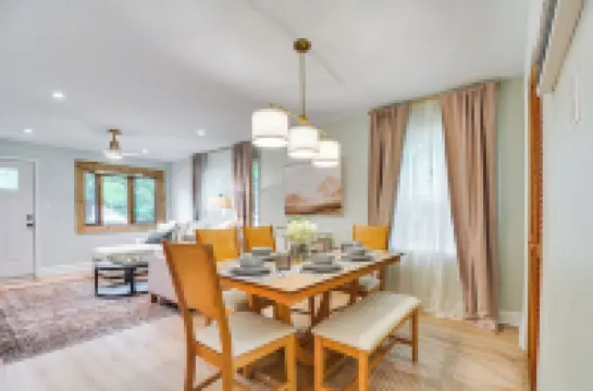 Charming Downtown Cary Retreat