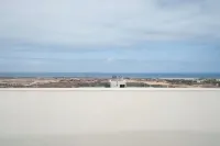 Elegant and Bright Studio