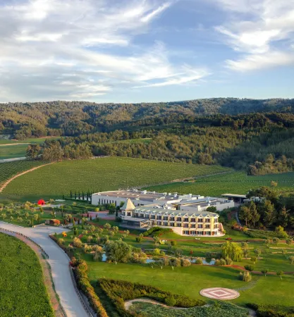 Hotel Caeli Отели рядом с достопримечательностью «Бухта Анзак»