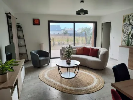 400m from the beach, new house for relaxation