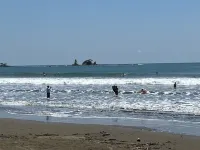 Surf Shack: 5 min to Beach/5 min to Waterfall: Great Wi-Fi - Sleeps 5