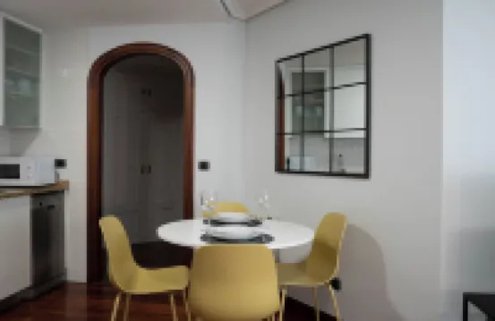 Centrally located apartment in Vigo 5 minutes from Puerta del Sol