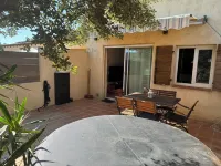 Charming house in the heart of the Var Các khách sạn ở Besse-sur-Issole