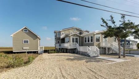 Bayview Oasis: Cape May County Coastal & Peaceful 4-Bedroom Whole-House Rental