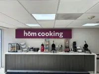 Hom Hotel Gainesville, SureStay Collection by Best Western - 조식 운영