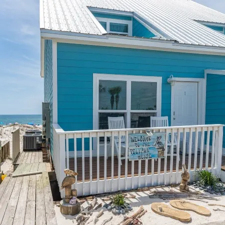 Pelican House 1