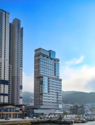 Busan Hotel Grazie Hotels in Yeongdo