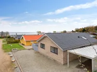 "Lio" - 200m from the sea Hotels in Bjert