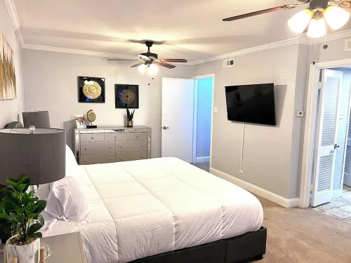 25% Off 2Bd Condo Hwy360/30 Grand Prairie GP22B