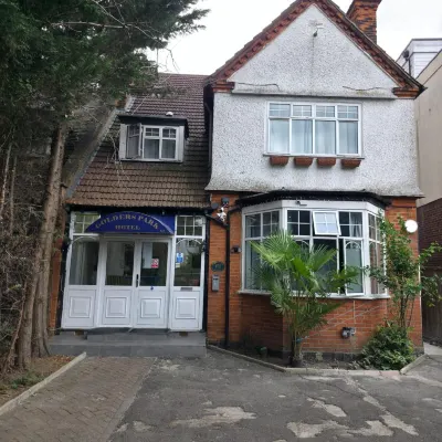 Golders Park Hotel Hotels near Golders Green