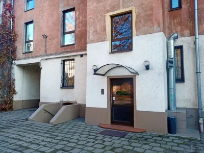 Family and Group Apartment in silent Center of Riga with parking Hotels in Grīziņkalns
