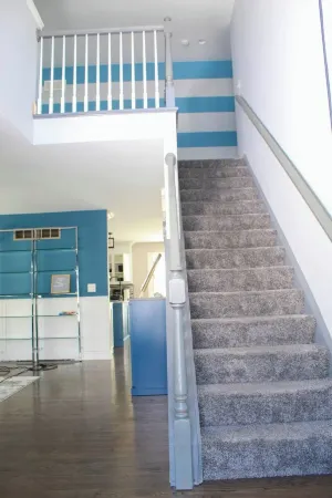 Modern Home in Trendy Neighborhood 40 from Downtown Chicago Отели в г. Джолиет