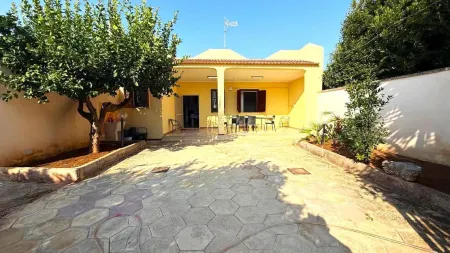 Elysium Charme Villa Отели в г. Sant'Isidoro