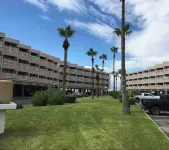 Beautiful Bayfront Water View