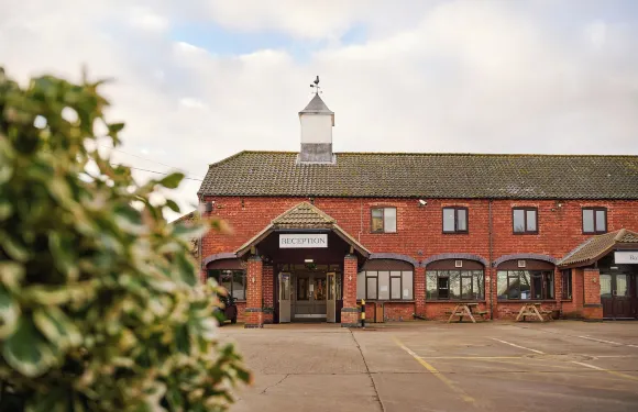 穀倉酒店及水療中心