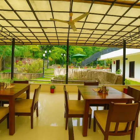 Hotel Shiv Villa by SAH