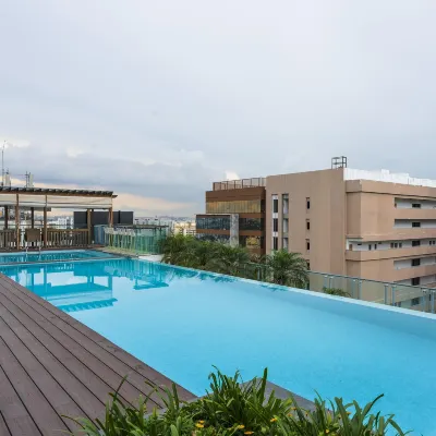 DoubleTree Suites by Hilton Bengaluru Outer Ring Road Hotels near جامعة المسيح