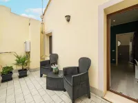 La Dolce Cagliari Holiday Home فنادق في كالياري