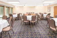Ramada by Wyndham Springfield North Hotel a Springfield