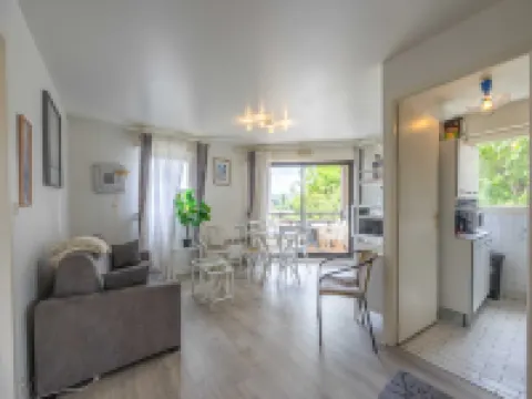 Cosy apt with parking & balcony - 4P - Deauville
