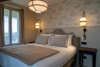 Villa EDMOND Hotels in Saclay