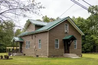 Charming 2-bedroom house in rural Sigel Pa close to state parks Jefferson County 호텔
