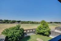Spacious Amarillo Home 6 Mi to Downtown! - Homestays