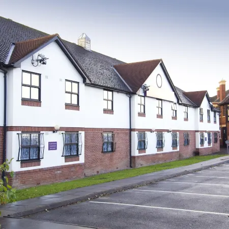 Premier Inn Manchester Airport Heald Green