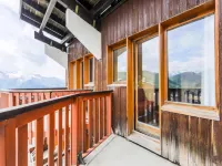Apartment in Alpe d'Huez with Mountain Views
