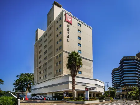 ibis Joinville