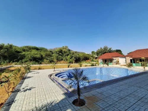 Orchard Retreat Resorts