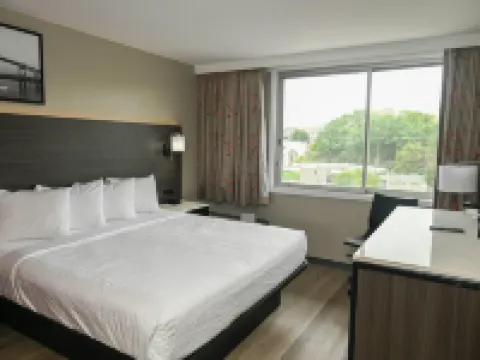 Ramada by Wyndham North Bergen ノース・バーゲンのホテル