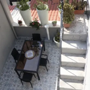 Calefati Gallery Luxury Apartment