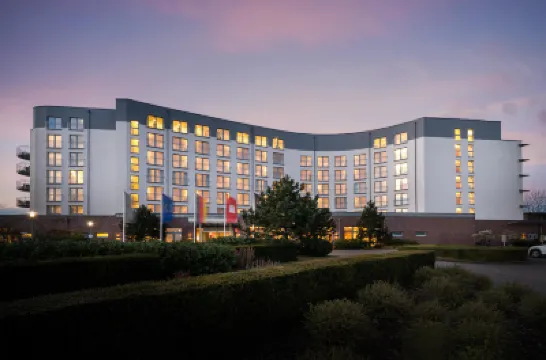 elaya Hamburg Finkenwerder Hotels in der Nähe von Loki-Schmidt-Garten Botanischer Garten der Universität Hamburg