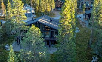 Modern Luxury 4BR Villa Levi Center