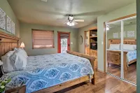 Broken Bow Cottage w/ Deck, Hot Tub & Fire Pit! - Pet friendly