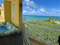 Ocean view penthouse, beach access. Beautiful private rooftop apartment
