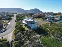 Xairu: 3 bedroom seaside gem on Walker Bay Hotels in Gansbaai