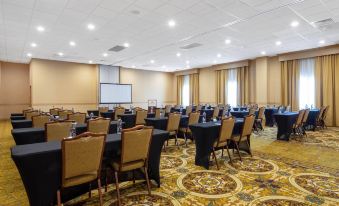 Hawthorn Extended Stay by Wyndham West Palm Beach