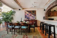 Casa Perezoso above Playa Los Muertos - Great Central Location