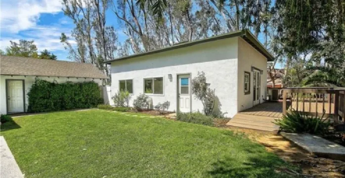 NEW! Private Guesthouse w/ shared pool & fire pit