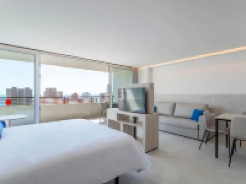 Halley Hotel & Apartments Affiliated by Meliá Hoteles cerca de Mundomar Benidorm