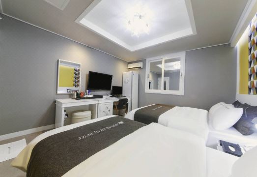 숙소 비교 분석 사진