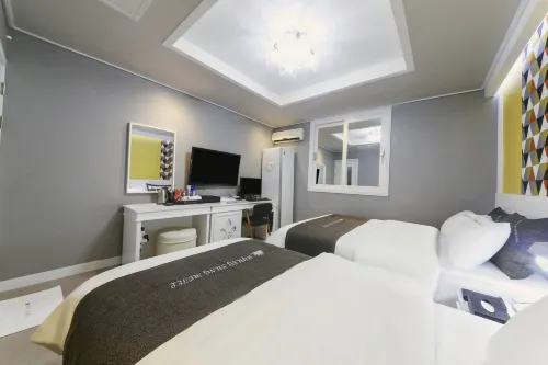 Naju Myeongsung Rivertel